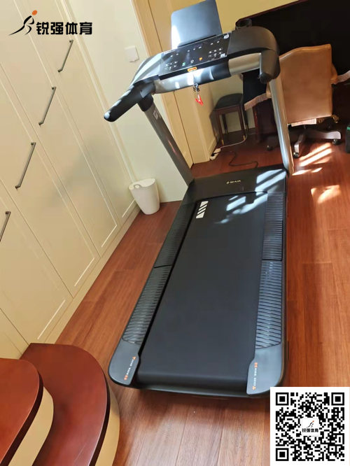 VSPORTS体育官网體育濟南省體旗艦店客戶-跑步機T6700-T3